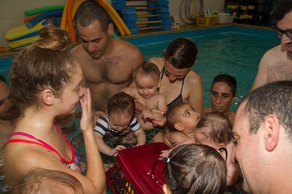 מרכז שחייה איילון, בריכת שחייה, שחיית תינוקות